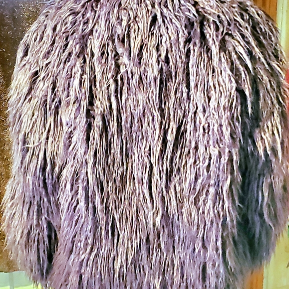 π¦π Stunning rare faux fur jacket - Picture 8 of 10